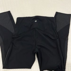 Lululemon black leggings size 4